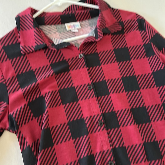 LulaRoe Button front long sleeve shirt - Picture 7 of 8